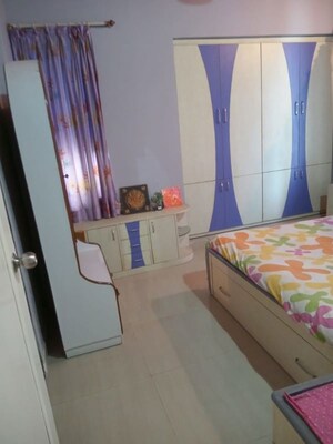 Room in 3 BHK Apartment at Vardhman Gardens, Balkum Pada – for Sale