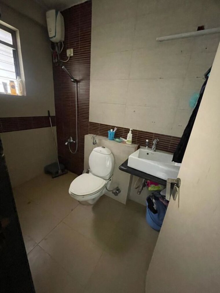 Team Area, ajmera-bolivian 3 Bedroom 1000 Sq.Ft. Apartment In Wadala Mumbai 9779646