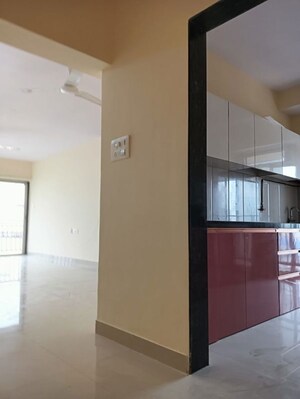 Room in 3 BHK Apartment at Rajnigandha CHS Vasant Vihar, Vasant Vihar – for Rent