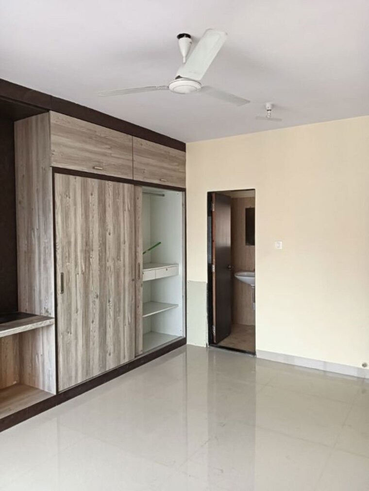 Room, rajnigandha-chs-vasant-vihar 3 Bedroom 1000 Sq.Ft. Apartment In Vasant Vihar Thane 9779732