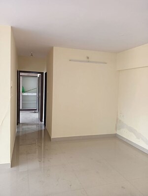 Room in 3 BHK Apartment at Rajnigandha CHS Vasant Vihar, Vasant Vihar – for Rent