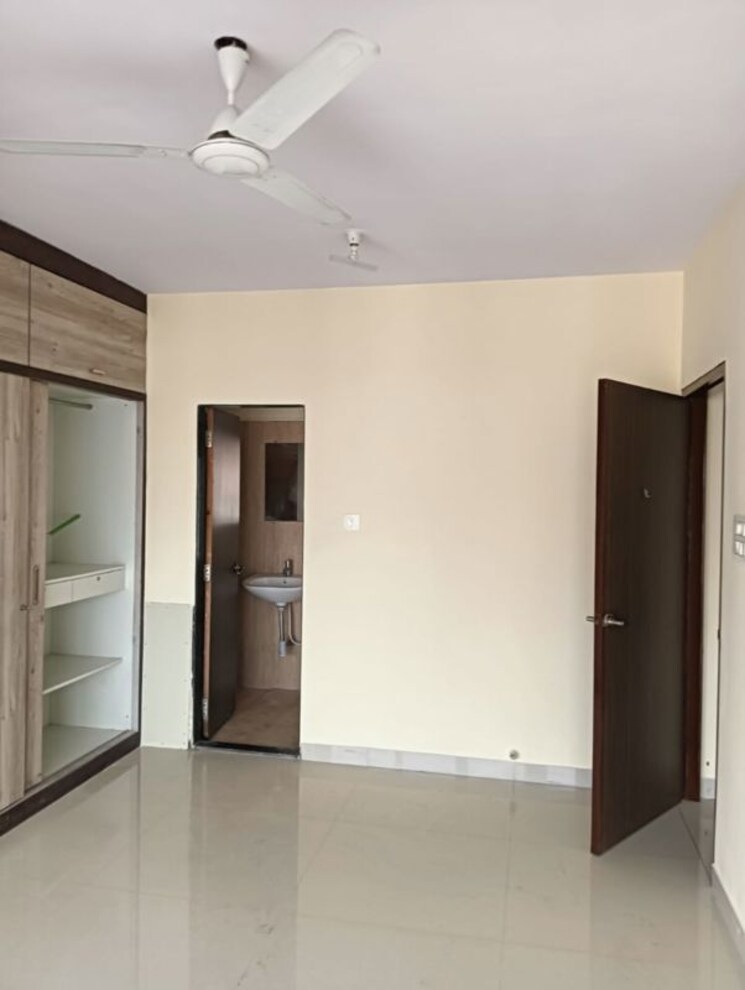 Room, rajnigandha-chs-vasant-vihar 3 Bedroom 1000 Sq.Ft. Apartment In Vasant Vihar Thane 9779732
