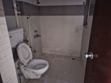 Bathroom in 2 BHK Apartment at Kalyan West – for Rent