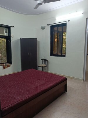 Bedroom in 1 BHK Apartment at Vinod Villa Worli, Worli – for Rent