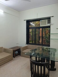 1 BHK Apartment For Rent in Vinod Villa Worli