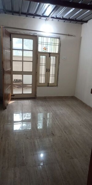 Room in 2 BHK Apartment at Omaxe Heights, Sector 86 – for Rent