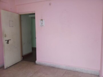 Bedroom in 2 BHK Apartment at Guru Ganesh Nagar Society, Kothrud – for Rent