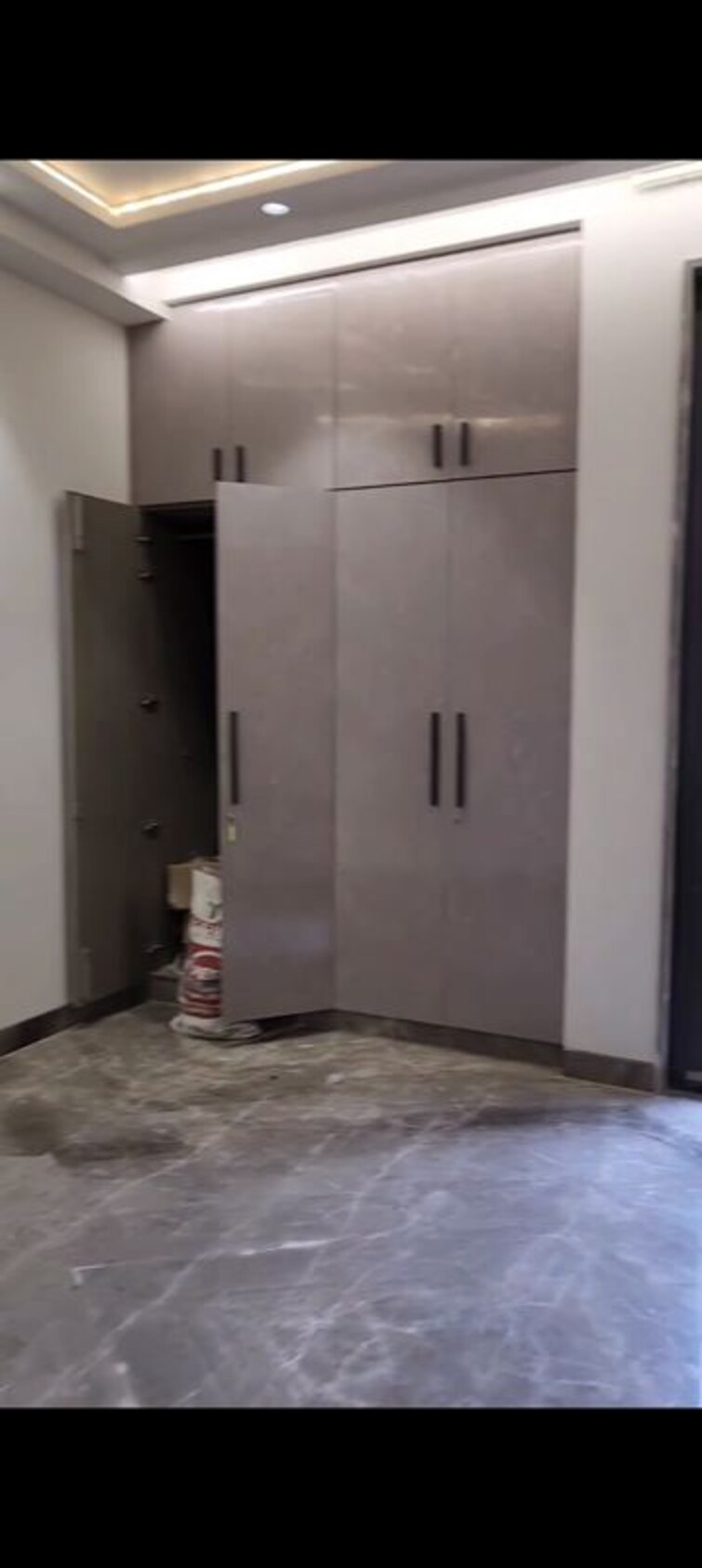 Bathroom, pitampura 3 Bedroom 1350 Sq.Ft. Apartment In Pitampura Delhi 9779829