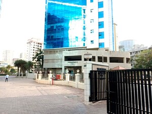  Office Space For Rent in Malad West