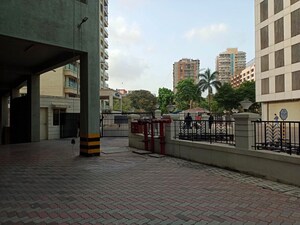  Office Space – Exterior View View at Malad West - for Rent