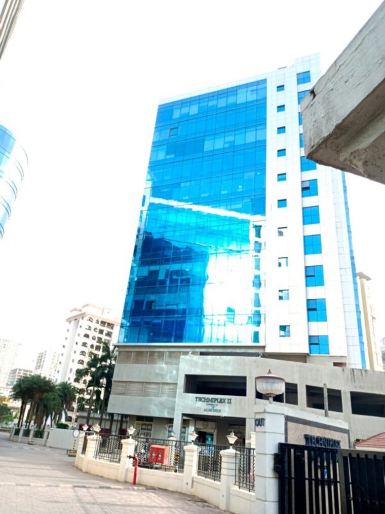 Exterior View, malad west Commercial Office Space 3700 Sq.Ft. In Malad West Mumbai 9779833