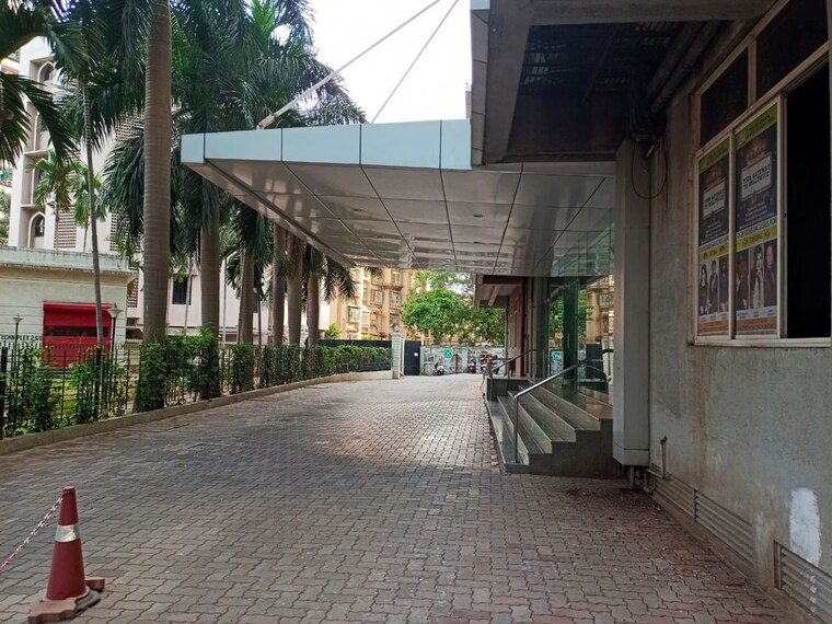 Exterior View, malad west Commercial Office Space 3700 Sq.Ft. In Malad West Mumbai 9779833