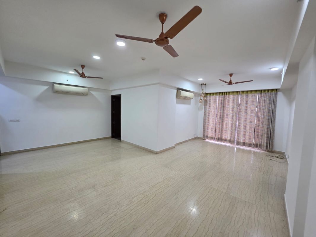4 BHK + Servant Room Apartment For Rent in Conscient Heritage One