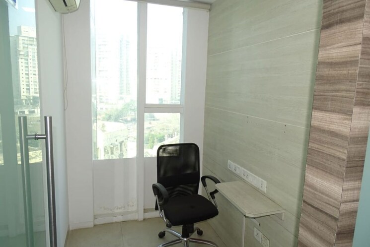 Team Area, malad west Commercial Office Space 2500 Sq.Ft. In Malad West Mumbai 9779841