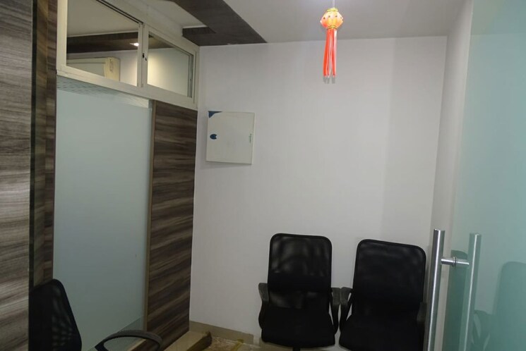 Team Area, malad west Commercial Office Space 2500 Sq.Ft. In Malad West Mumbai 9779841
