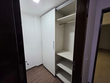 Building Lobby in 3.5 BHK Apartment at Conscient Heritage One, Sector 63 – for Rent