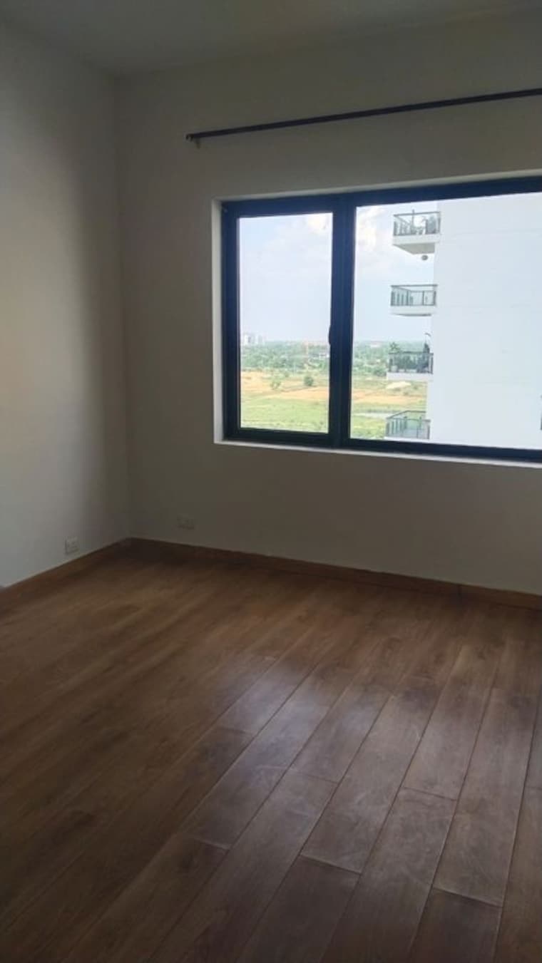 Room, ireo-skyon 2.5 Bedroom 1525 Sq.Ft. Apartment In Sector 60 Gurgaon 9779839