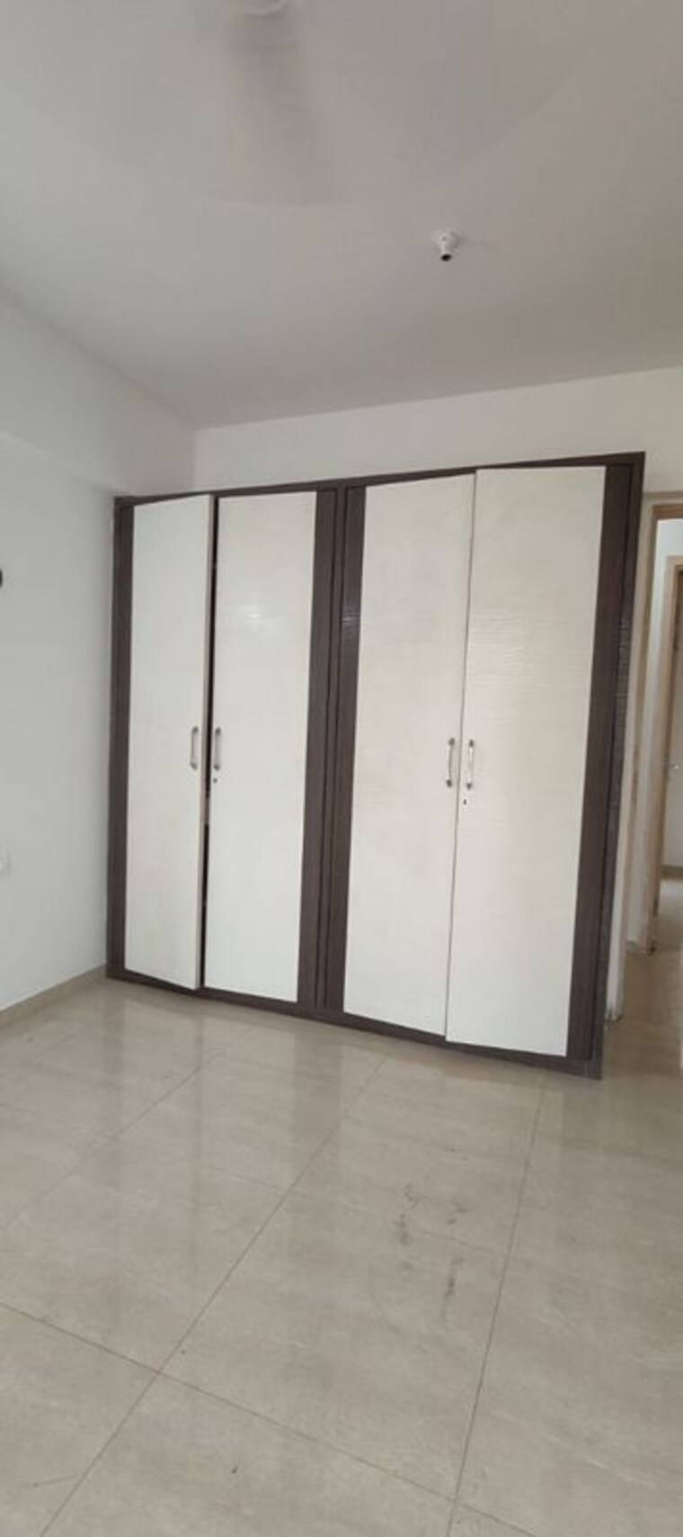 Room, rodas-enclave-evergreen 3 Bedroom 980 Sq.Ft. Apartment In Patlipada Thane 9779862
