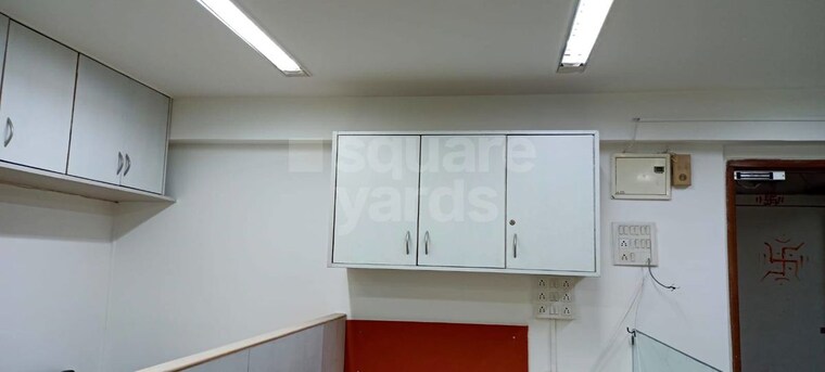 undefined, malad west Commercial Office Space 800 Sq.Ft. In Malad West Mumbai 9779928