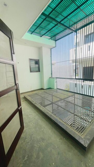 Balcony in 3 BHK Builder Floor at Parklands, Sector 85 – for Rent