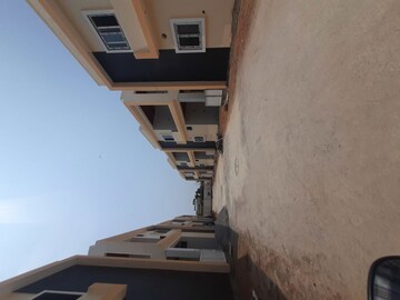 3 BHK Villa – Exterior View View at Kismatpur - for Sale