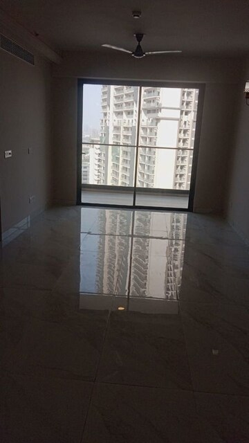 Room in 2 BHK Apartment at M3M Heights, Sector 65 – for Rent