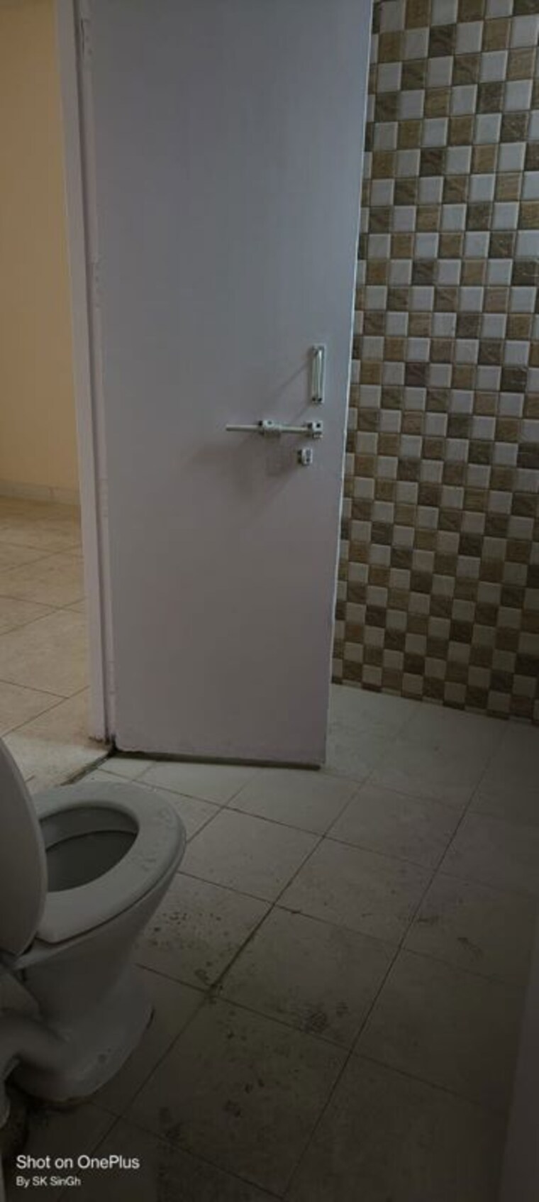 Bathroom, sector 12 dwarka 3 Bedroom 1650 Sq.Ft. Apartment In Sector 12 Dwarka Delhi 9779925