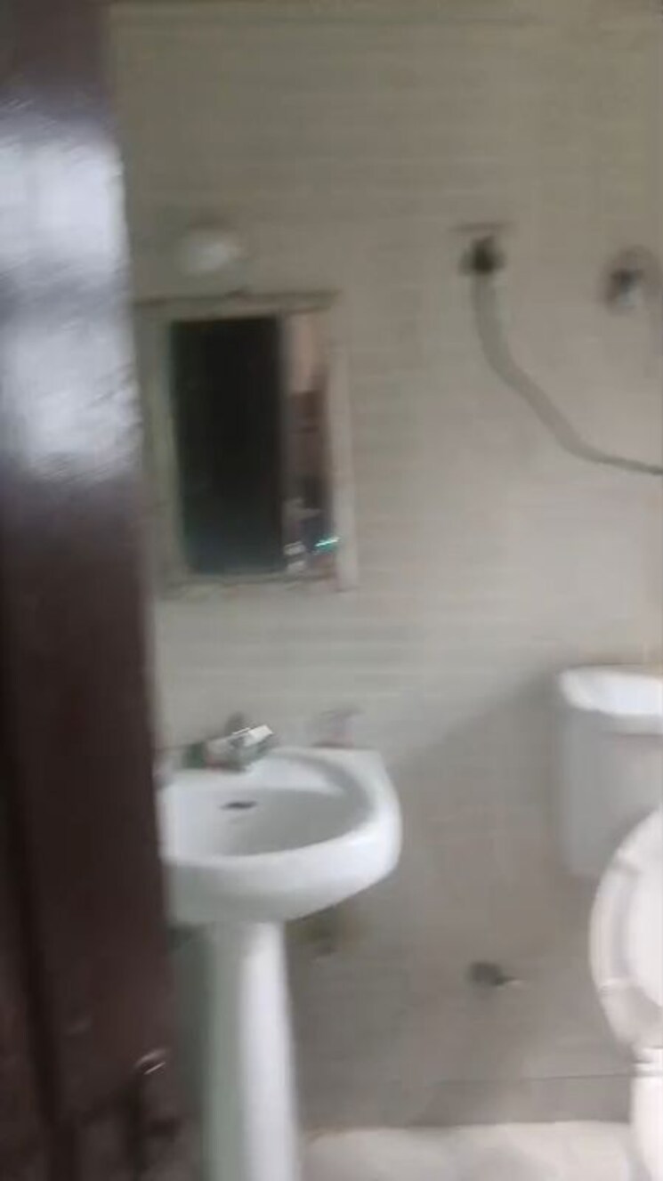 Bathroom, shree-energy-classic-residency 3 Bedroom 1190 Sq.Ft. Apartment In Raj Nagar Extension Ghaziabad 9779964