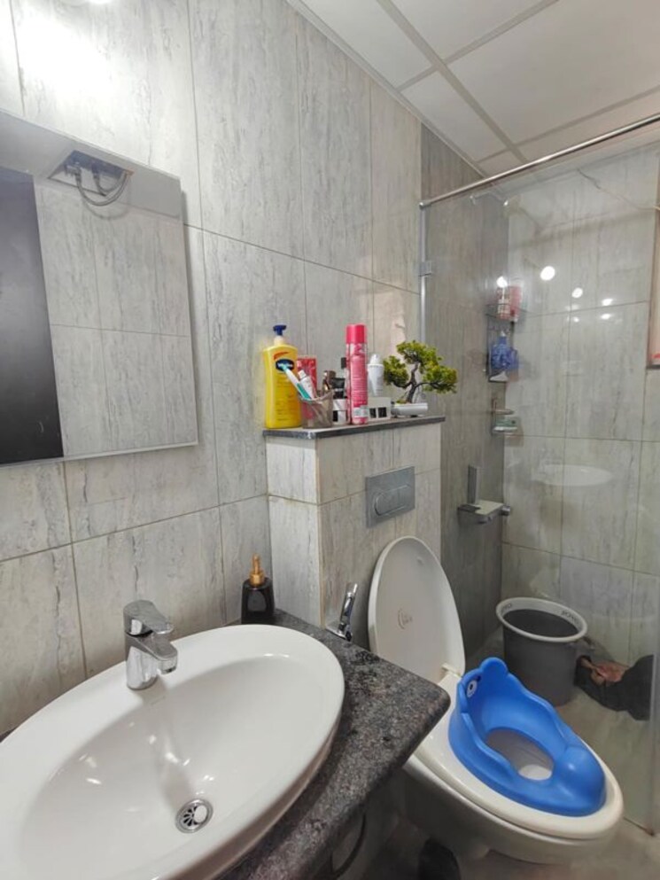Bathroom, kolte-patil-life-republic 3 Bedroom 980 Sq.Ft. Apartment In Hinjewadi Pune 9779967