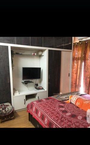 Bedroom in 2 BHK Apartment at Ansal Celebrity Meadows, Sushant Golf City – for Rent