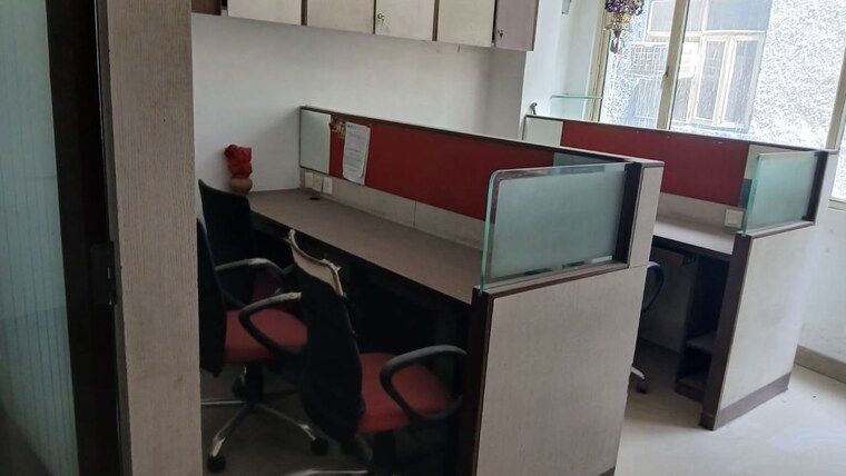 Team Area, yusuf sarai Commercial Office Space 500 Sq.Ft. In Yusuf Sarai Delhi 9779965