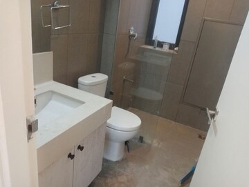 Bathroom in 3.5 BHK Apartment at Ireo Skyon, Sector 60 – for Rent