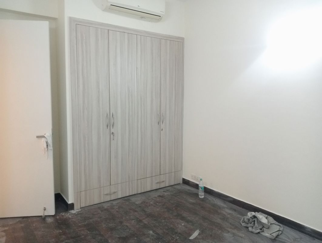 3.5 BHK + Servant Room 2045 Sq.Ft. Apartment in Ireo Skyon