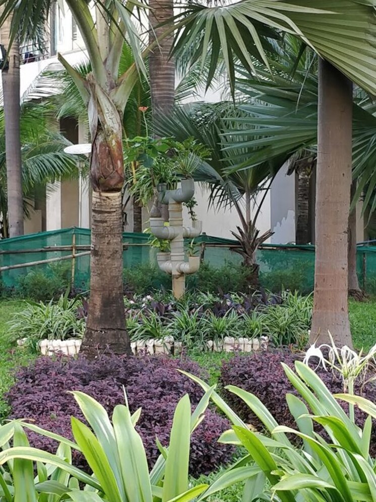 Balcony, oberoi-springs 5 Bedroom 2000 Sq.Ft. Apartment In Andheri West Mumbai 9777498