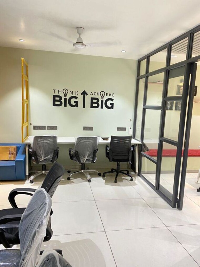 Team Area, aaa-anam-2 Commercial Office Space 1260 Sq.Ft. In Ambli Ahmedabad 9780112