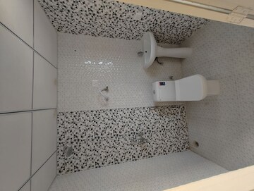 Bathroom in 3.5 BHK Villa at Sector 16 Greater Noida – for Sale