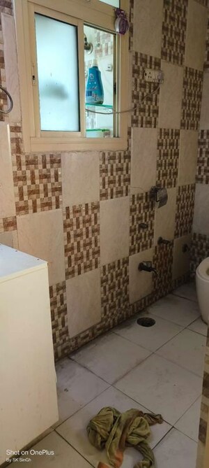 Living Room in 3 BHK Apartment at Sector 4 Dwarka – for Rent