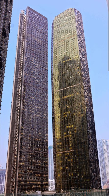 4 BHK 1560 Sq.Ft. Apartment in Lodha Trump Tower