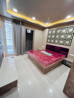 2.5 BHK + Extra Room Villa For Rent in Upasana Park West