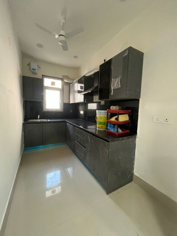 Kitchen, saket 3 Bedroom 1200 Sq.Ft. Builder Floor In Saket Delhi 9780215
