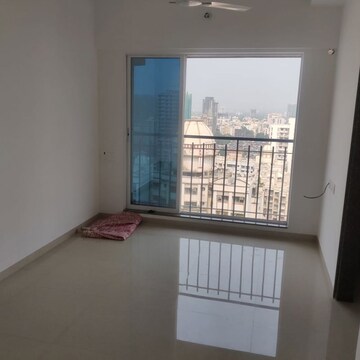 Room in 2 BHK Apartment at Dimple 19 North, Kandivali West – for Rent