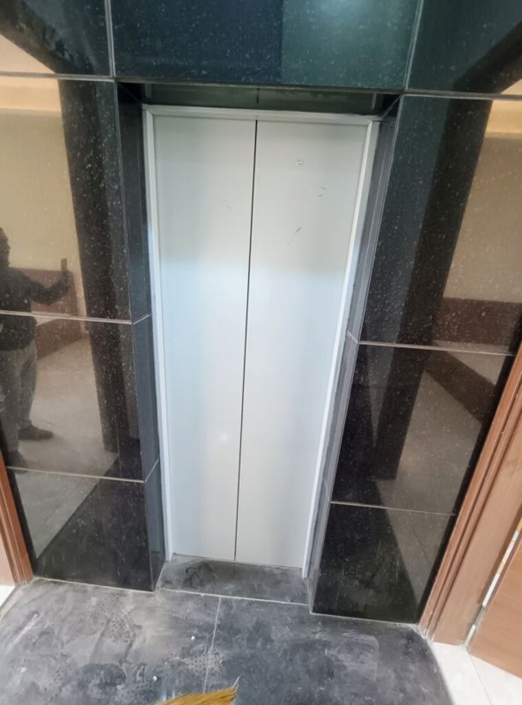 undefined, sector 51 1 Bedroom 797 Sq.Ft. Builder Floor In Sector 51 Gurgaon 9780259