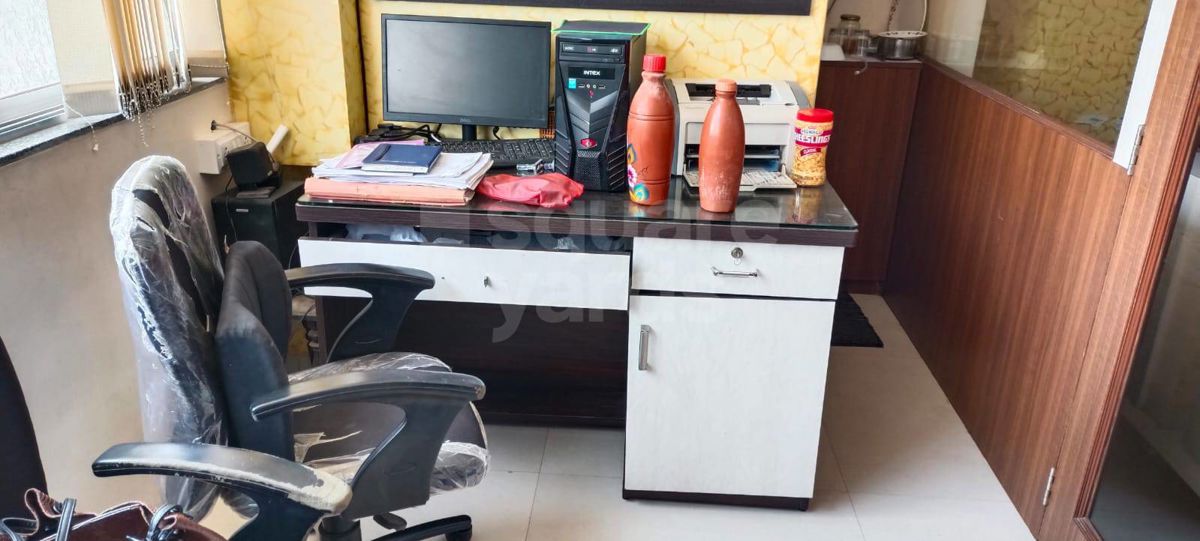 Office Space For Rent in Malad West