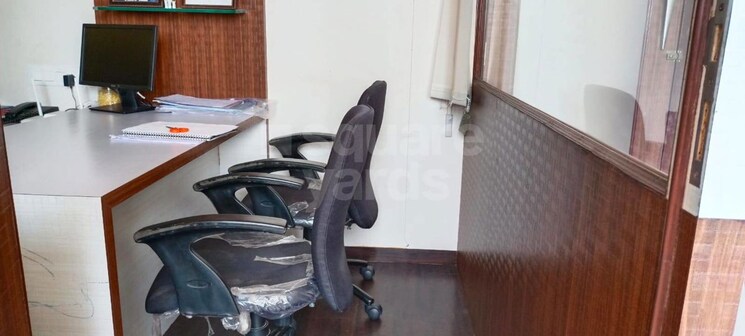 Team Area, malad west Commercial Office Space 380 Sq.Ft. In Malad West Mumbai 9780235
