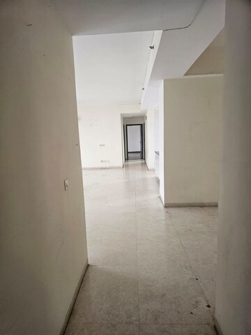 Room in 3 BHK Apartment at M3M Heights, Sector 65 – for Sale