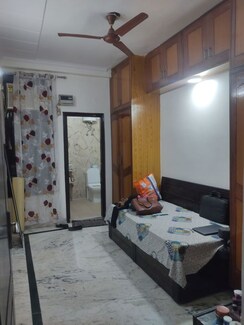 2 BHK + Study Room Builder Floor For Rent in Shakti Khand 2