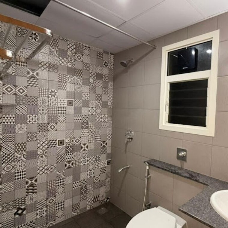 Bathroom, sobha-dream-gardens 2 Bedroom 1004 Sq.Ft. Apartment In Kannur Bangalore 9780337