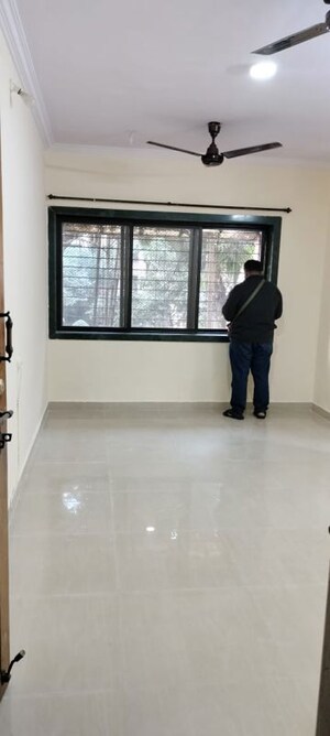 Room in 2 BHK Apartment at Puraniks Kanchanpushp Complex, Kavesar – for Rent