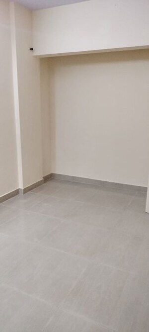 Room in 2 BHK Apartment at Puraniks Kanchanpushp Complex, Kavesar – for Rent