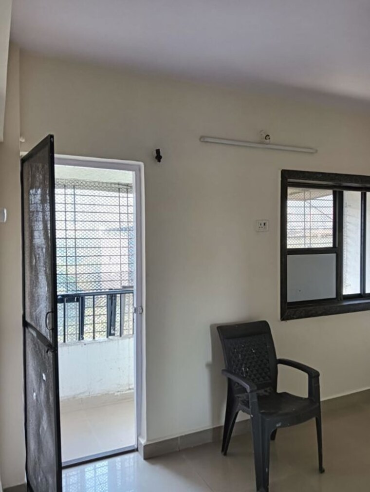 Room, arjun-chs-vasant-vihar 2 Bedroom 700 Sq.Ft. Apartment In Vasant Vihar Thane 9780363